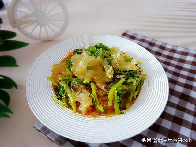 探索清凉美食世界，最新凉菜推荐，夏日清凉美食之旅（2016年8月）