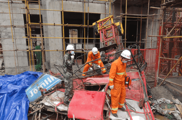 最新工地事故原因、应对与反思总结报告